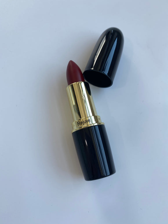 Rejuve Super Lustrous Lipstick, High Impact Lipcolor with Moisturizing Creamy Formula, Infused with Vitamin E and Avocado Oil in Red/Coral Pearl, Ruby Attitude